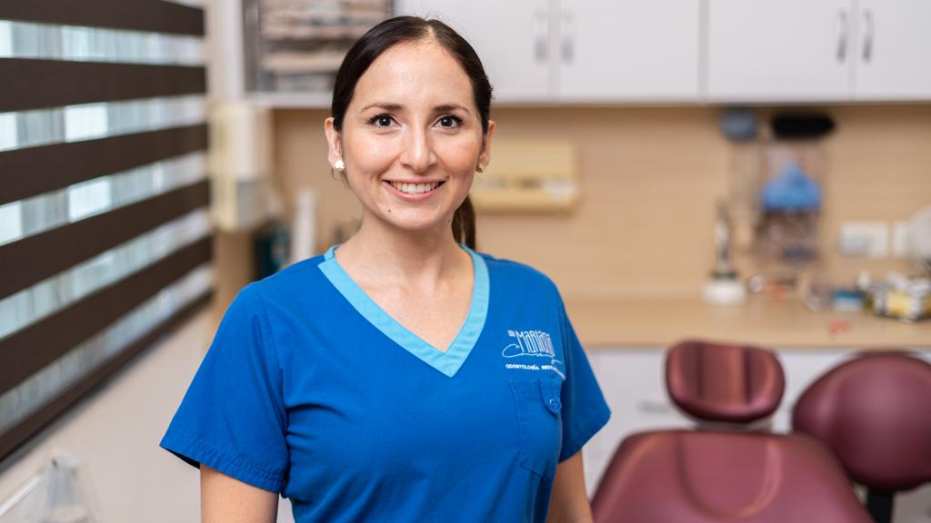 Dra Mariana Cruz Cancun Dentistry bf771